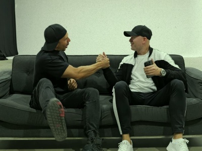 Polska Wersja „W kontakcie” – pierwszy singiel Jano i Hinola z nowej płyty „PW4EVER”