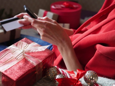 Oto aktualne świąteczne potrzeby Polaków. Na to najchętniej wydaliby ekstra 5 tys. zł