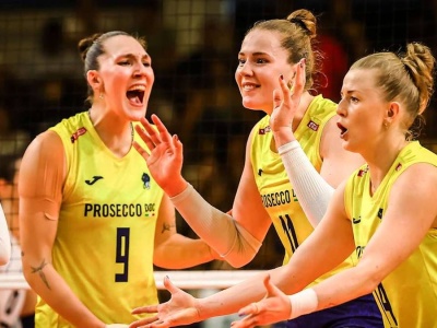 Bez straty seta! Drużyna Joanny Wołosz niepokonana w drodze do półfinału