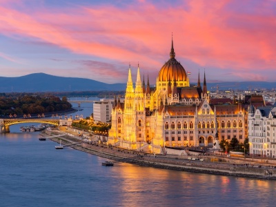 💕Walentynkowy weekend w ✨luksusie✨Loty i ⭐⭐⭐⭐hotel w Budapeszcie za 550 PLN ❤️