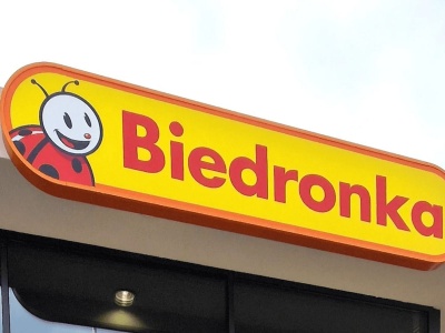 Biedronka zwariowała, wielka obniżka na karpia to dopiero początek. Klienci muszą się spieszyć, czas tylko do końca tygodnia