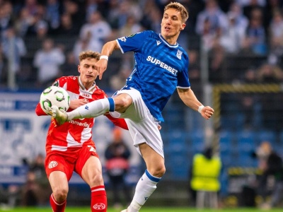 Lech i Raków walczą w Lidze Konferencji. VAR w akcji, seria rzutów karnych! Relacja NA ŻYWO