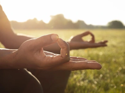 Czym jest Mindfulness? Jak 10 minut dziennie zmienia funkcjonowanie mózgu