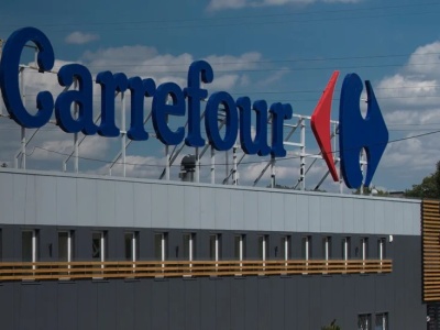 300 mln zł na minusie! Krajowa Grupa Spożywcza nie  udźwignie CARREFOURA