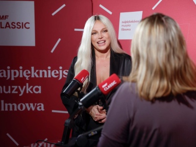 Ta gwiazda nie potrzebuje skandali, by zrobić hałas. Liszowska kończy 47 lat!