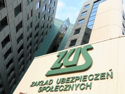ZUS pod ostrzałem ws. przepadku składek obywateli. 
