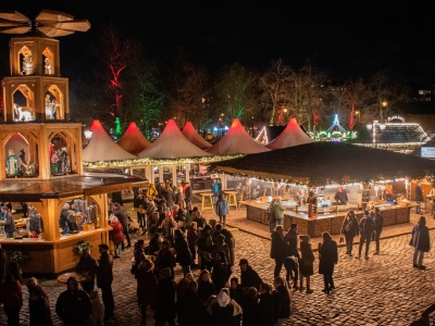 Atak nożem na jarmarku bożonarodzeniowym w Niemczech. 16-latek ranny