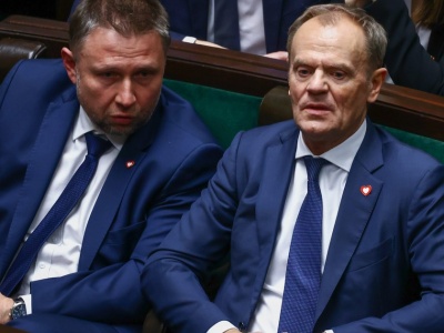 Półmetek rządów Donalda Tuska. Polacy dali premierowi ostrzeżenie