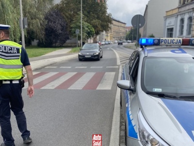 Ten znak pojawia się coraz częściej. Co grozi za zignorowanie D-6?