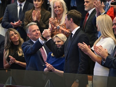 „Dwór” Trumpa. Tylko kilka osób ma wpływ na prezydenta ws. Ukrainy. Oto one