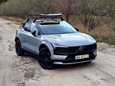 Volvo EX30 Cross Country: SUV, który chce być wszystkim naraz