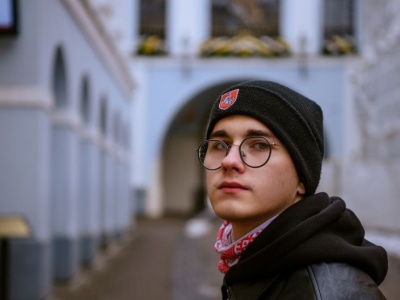 “Walczyłem z tym systemem i widziałem jego dno”. Historia białoruskiego nastolatka skazanego za partyzancki czat