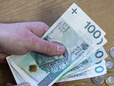 Bonus od szefa topnieje po potrąceniach. Oto ile z premii zabiera fiskus