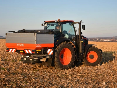 Prasa sama zatrzyma ciągnik i wyrzuci belę. Tak działa TIM