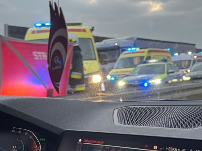 Wypadek busa z pasażerami na trasie S8. Są informacje o rannych