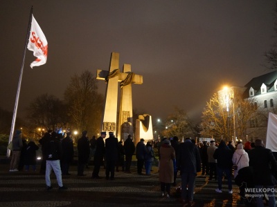 Poznań: obchody 44. rocznicy wprowadzenia stanu wojennego i hołd ofiarom represji