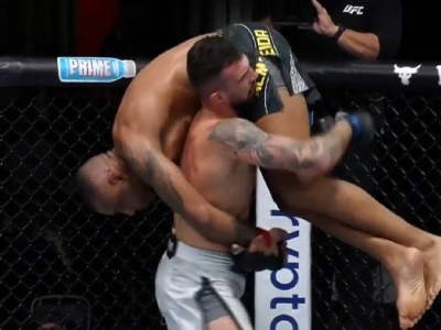 Dramat w drugiej rundzie, a potem stało się to! Niebywały debiut Polak w UFC