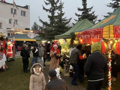 Świąteczna magia w Kramsku. Rękodzieło, smakołyki i kraina św. Mikołaja