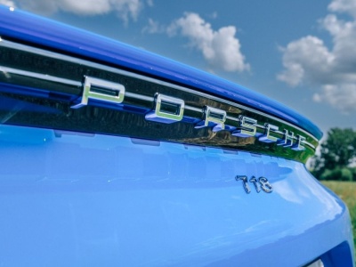 Porsche rzeźbi przyszłość 718. Metoda: wyrzuć baterię, włóż silnik spalinowy