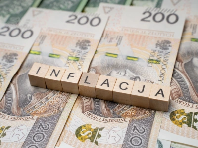 Inflacja hamuje, rachunki nie. Te ceny wciąż dobijają Polaków