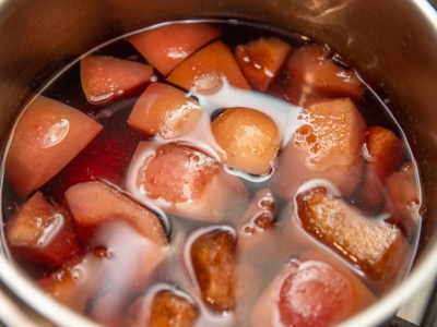 Odkryłam, co naprawdę psuje kompot z suszu. Od tej pory smakuje obłędnie