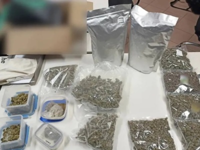 Warszawa: przyjechali do awantury, znaleźli 3 kg narkotyków