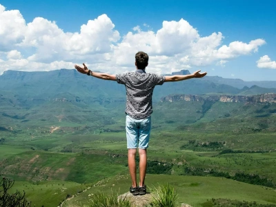 Długowieczność? Ten czynnik jest ważniejszy niż dieta i ćwiczenia. Nowe badania