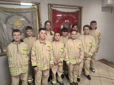 Turniej gier Młodzieżowej Drużyny Pożarniczej ze Skotnicy w gminie Praszka