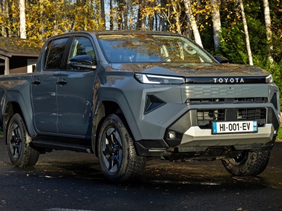 Toyota Hilux (2026). Opis wersji i cennik