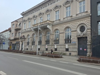 Miliarder z Ostrowa Wielkopolskiego przekształca zabytkowy gmach przy Piłsudskiego 5 w hotel