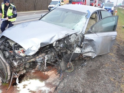 Styrzyniec: Nietrzeźwy kierowca spowodował zderzenie z ciężarówką na DK2