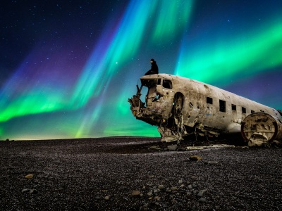 Islandia na weekend za 879 PLN 🔥❄ Loty w idealnym terminie na zorzę + ⭐⭐⭐⭐ hotel 🌌✨