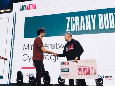 HackNation 2025. Tysiące pomysłów, 24 godziny i jeden cel – usprawnić państwo