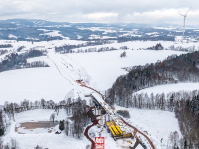 Czeska autostrada D11 coraz bliżej polskiej granicy. Kiedy dojedziemy szybciej do Pragi?