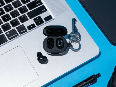 Małe słuchawki, duża wygoda. Ultrakompaktowy sprzęt w super promocji!