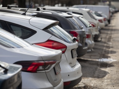 A jednak! KE wycofuje się z zakazu sprzedaży aut spalinowych