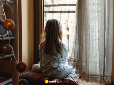 Matka zostawiła dzieci same w domu. Grozi jej do pięciu lat więzienia