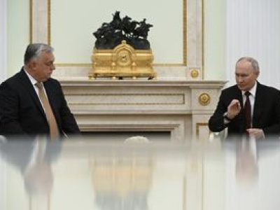 Orban miał zapytać Putina o aktywa. Tak odpowiedział