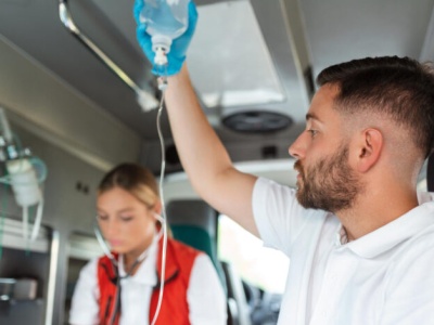 Prezydent podpisał nowelę podwyższającą kary za atak m.in. na medyka