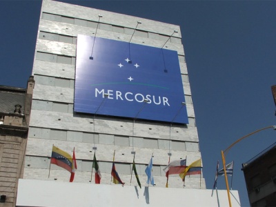 Presja Berlina, opór rolników i gra o czas. UE przyspiesza decyzję ws. Mercosur