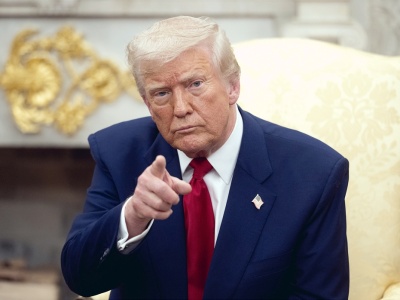 Trump pozywa BBC, zmiany w umowie z Mercosur, „Polityka” na święta. 5 tematów na dziś