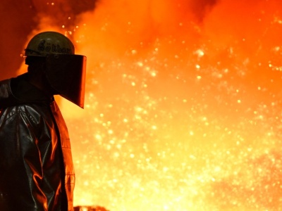 Polskie hutnictwo zbliża się do ściany. Rynek zalany stalą z zagranicy