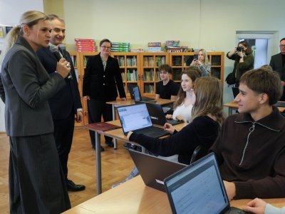 Zamieszanie wokół reformy edukacji. Czy będzie weto prezydenta? MEN ma już plan B