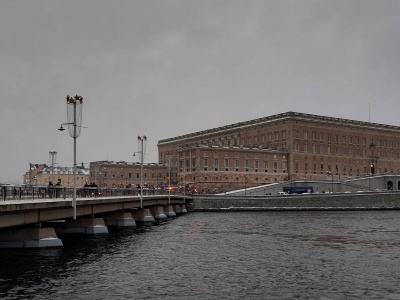 Tak Szwedzi radzą sobie z ciemnością. Ekspert mówi o lampach i witaminie D