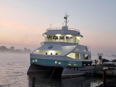 Zaprojektowany i zbudowany w Polsce. Nowy katamaran do prac pomiarowych trafił do Instytutu Meteorologii i Gospodarki Wodnej