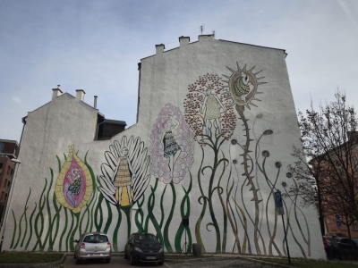 Nowy mural w Krakowie. „Pięć przemian” Małgorzaty Markiewicz przy ul. Józefińskiej