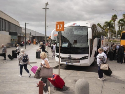 Nowa opłata Aeny uderzy w turystykę? Clavijo krytykuje decyzję