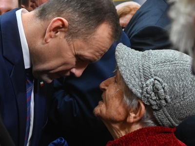 Pomysł prezydenta na podwyżkę emerytur to kolejna łata do systemu