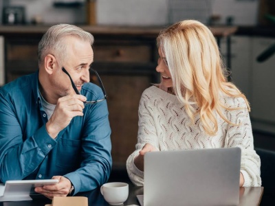 Podwyżka emerytur od 2027 r.: Prognozy pokazują konkretne kwoty