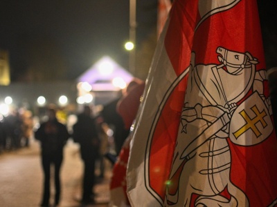 Doradca Cichanouskiej: Większość uwolnionych więźniów politycznych dotarło do Polski